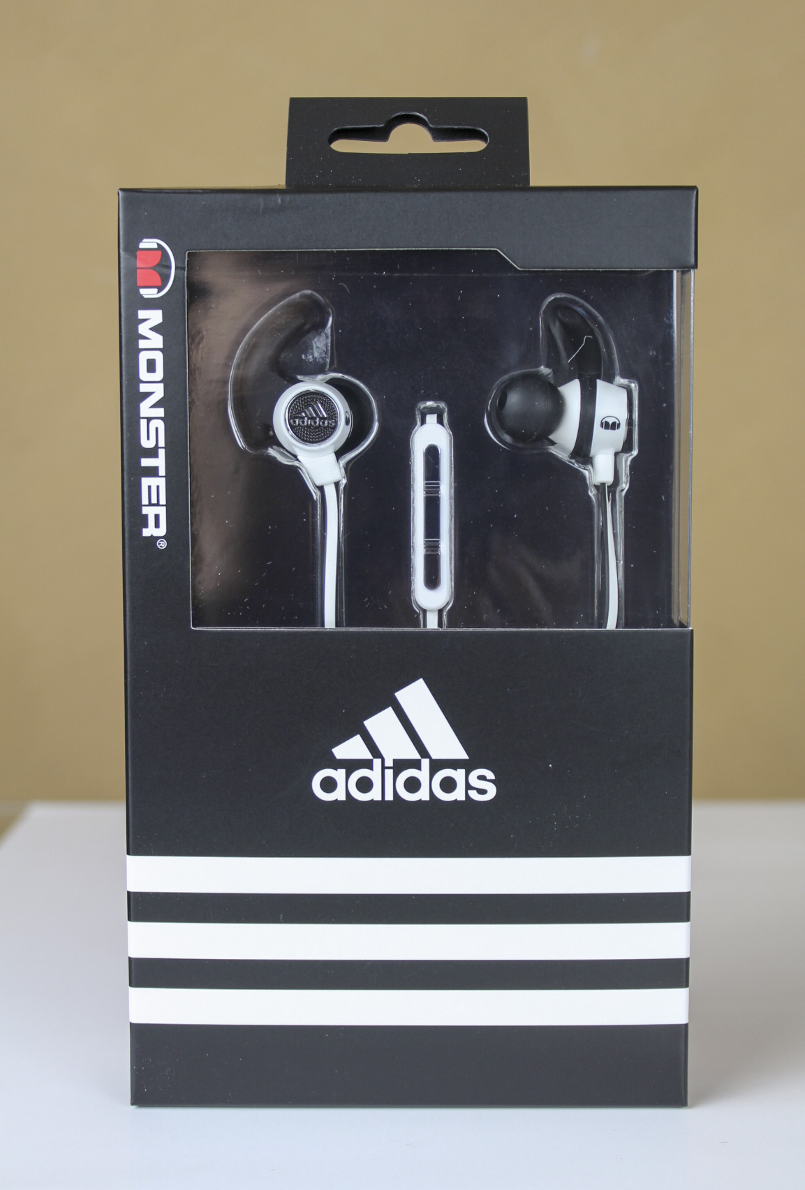 Sistemáticamente una taza de Agacharse Review: Adidas Sport Supernova In-Ear Headphones by Monster - Beantown  Review