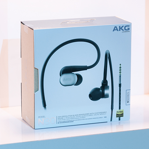 AKG headphones 2017