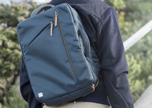 Moshi Venturo sling backpack review