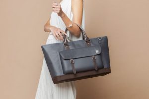 Moshi Costa travel bag review