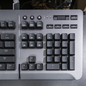 Thermaltake Level 20 RGB Titanium Gaming Keyboard Review