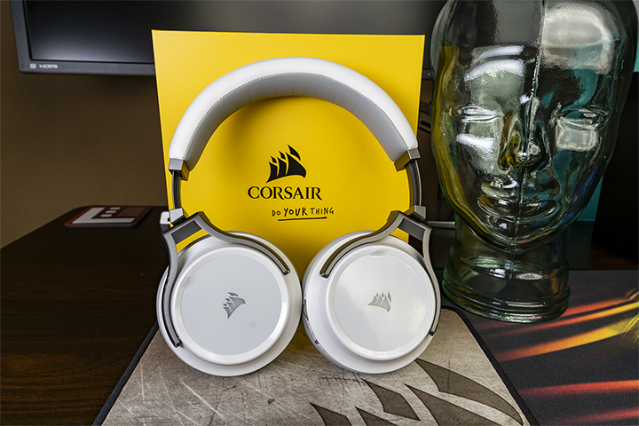 Corsair VIRTUOSO RGB WIRELESS Gaming Headset Exterior