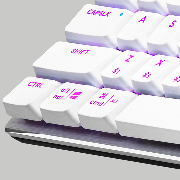 Closeup of corner key of SK653 keyboard
